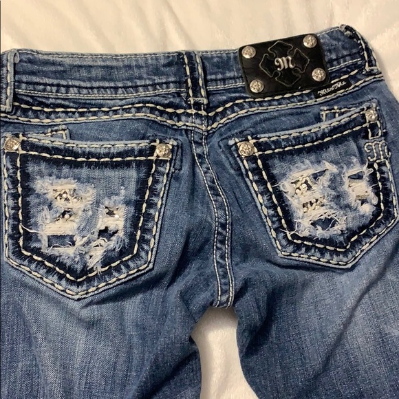 Jeans - Picture 7 of 10